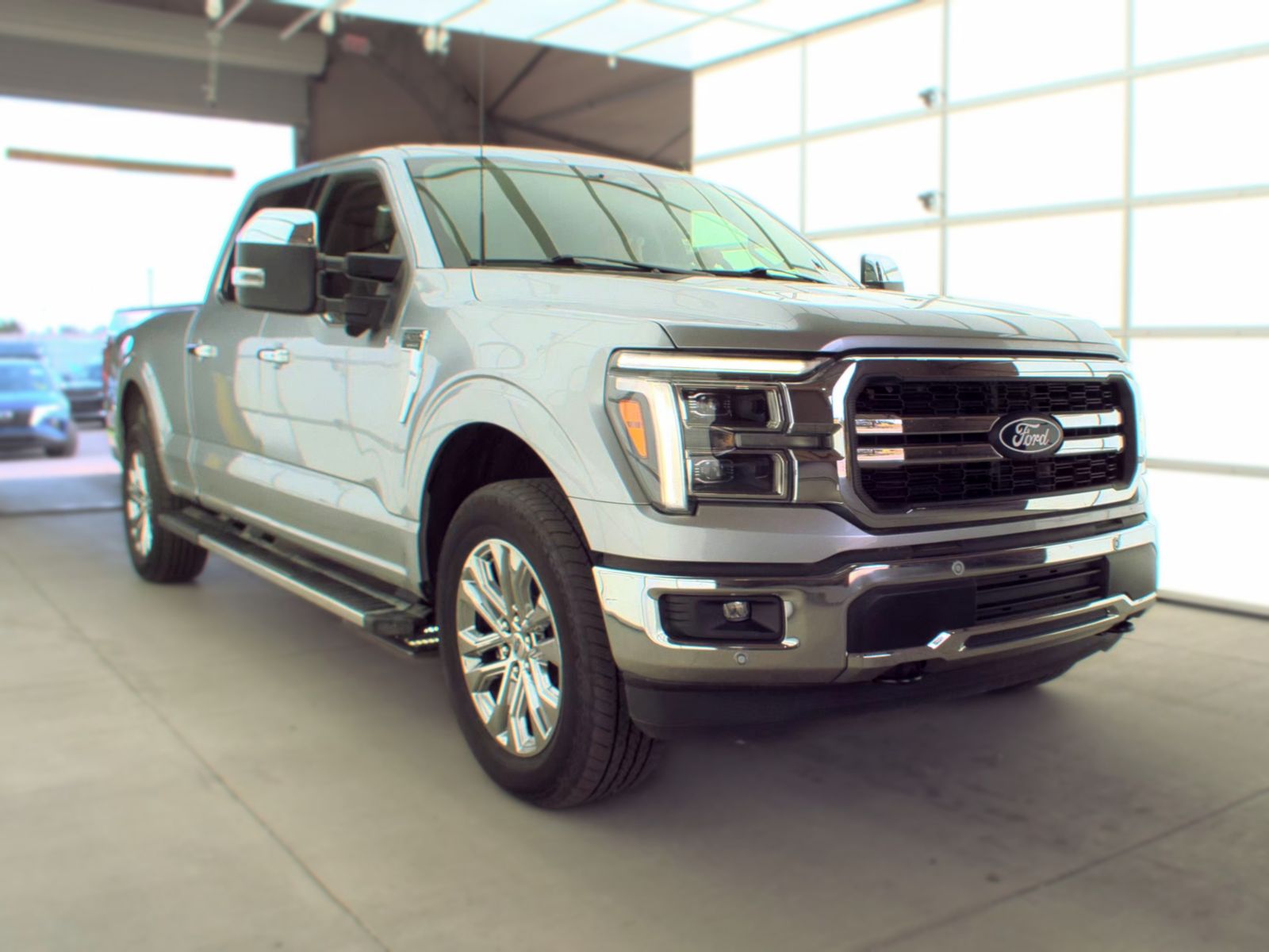 2025 Ford F-150 Lariat AWD
