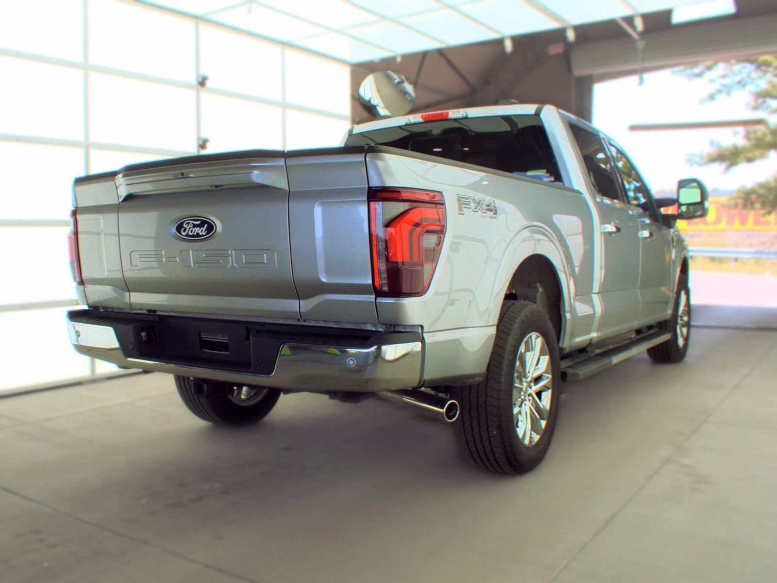 2025 Ford F-150 Lariat AWD