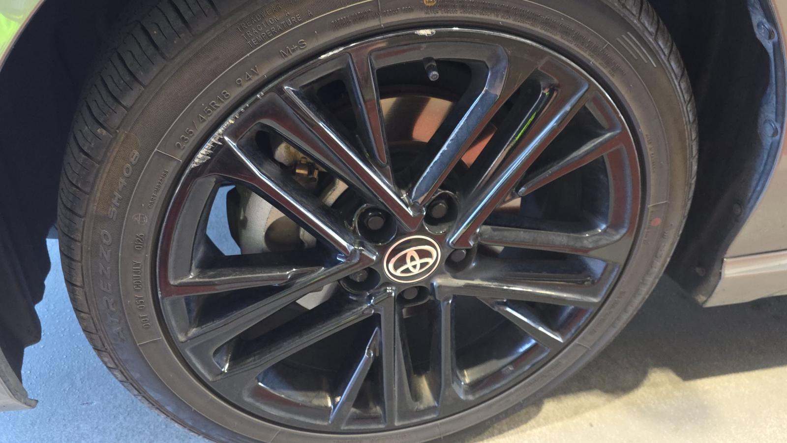 2025 Toyota Camry SE AWD