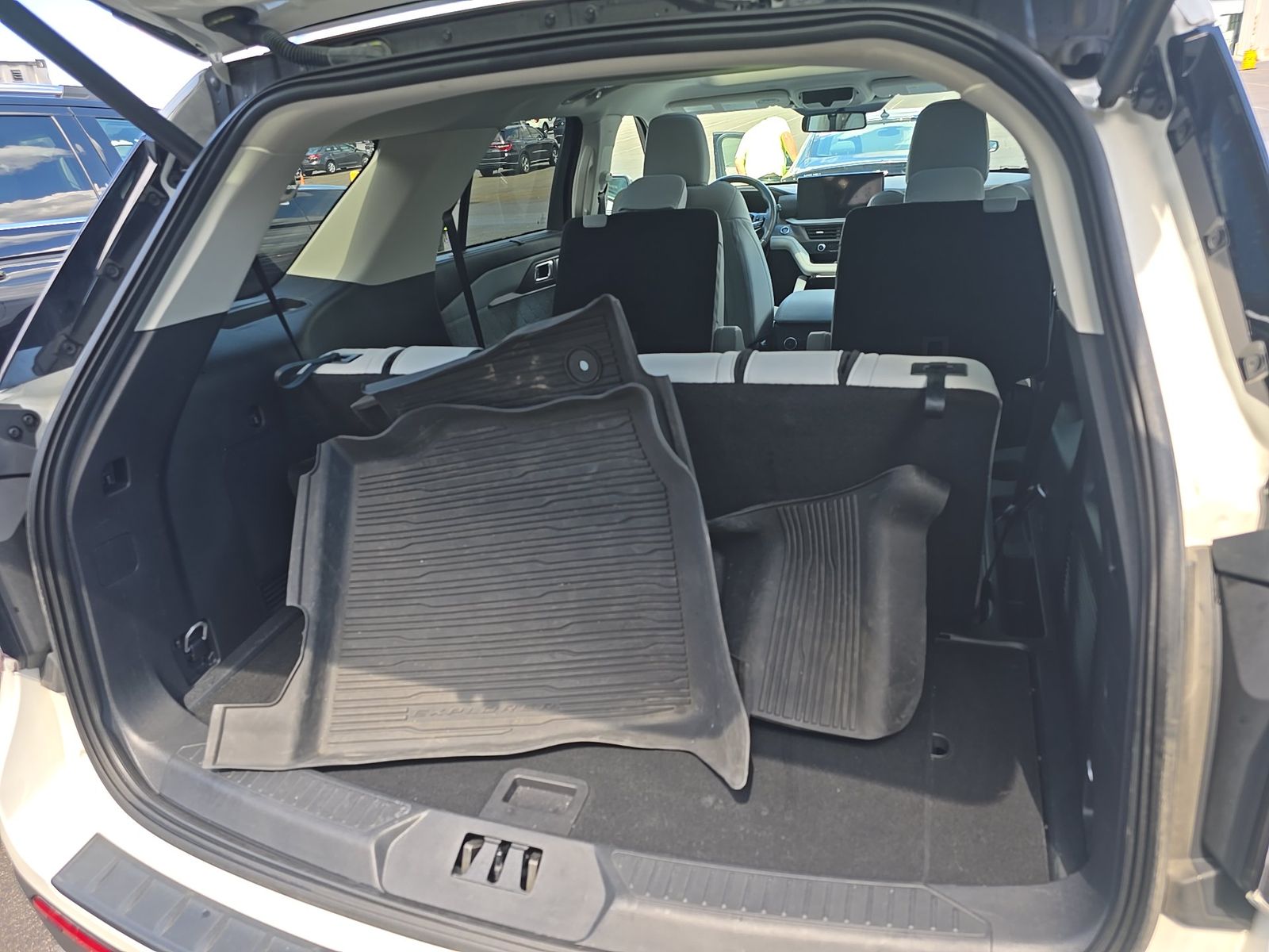 2025 Ford Explorer Platinum AWD