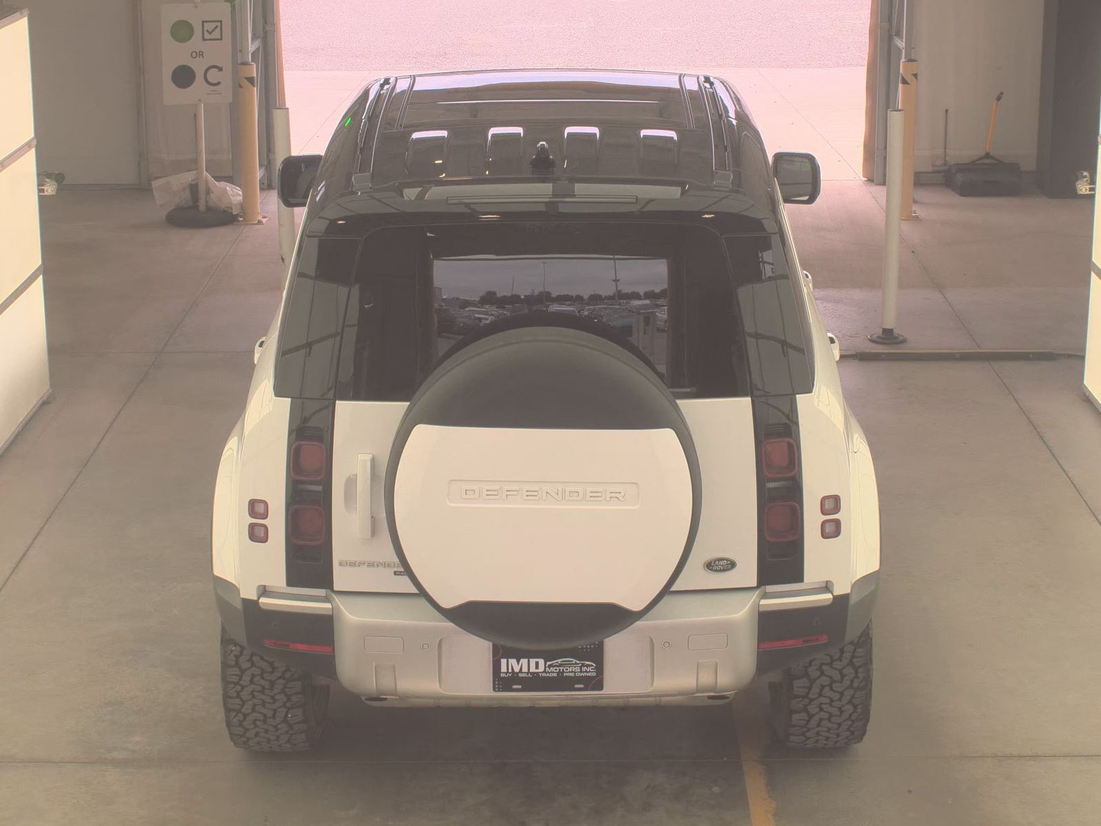 2021 Land Rover Defender 110 SE AWD