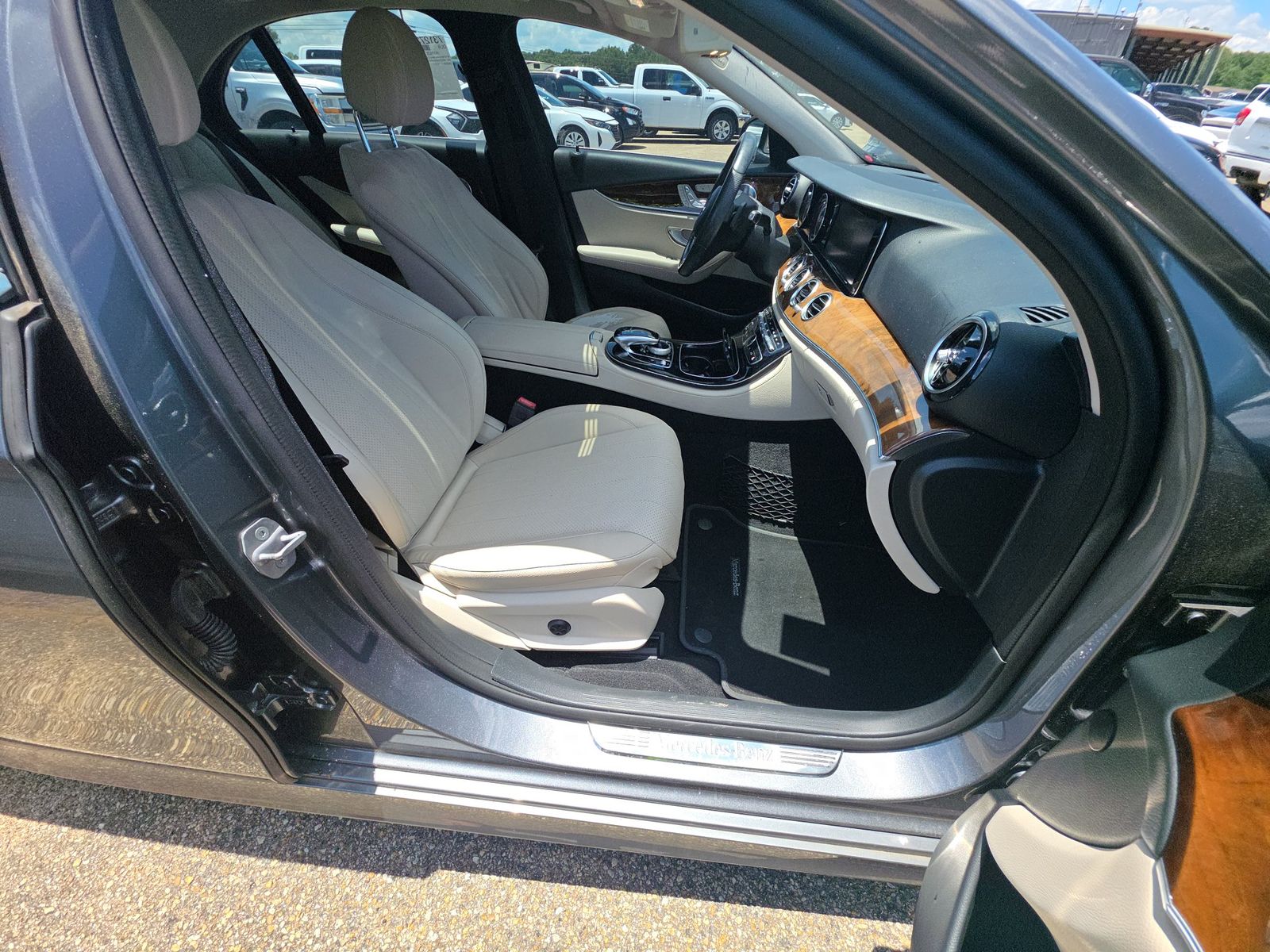 2018 Mercedes-Benz E-Class E 300 RWD
