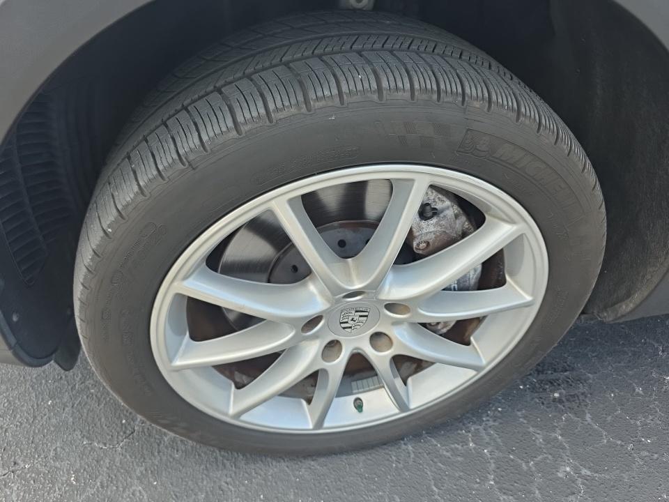 2021 Porsche Cayenne Base AWD