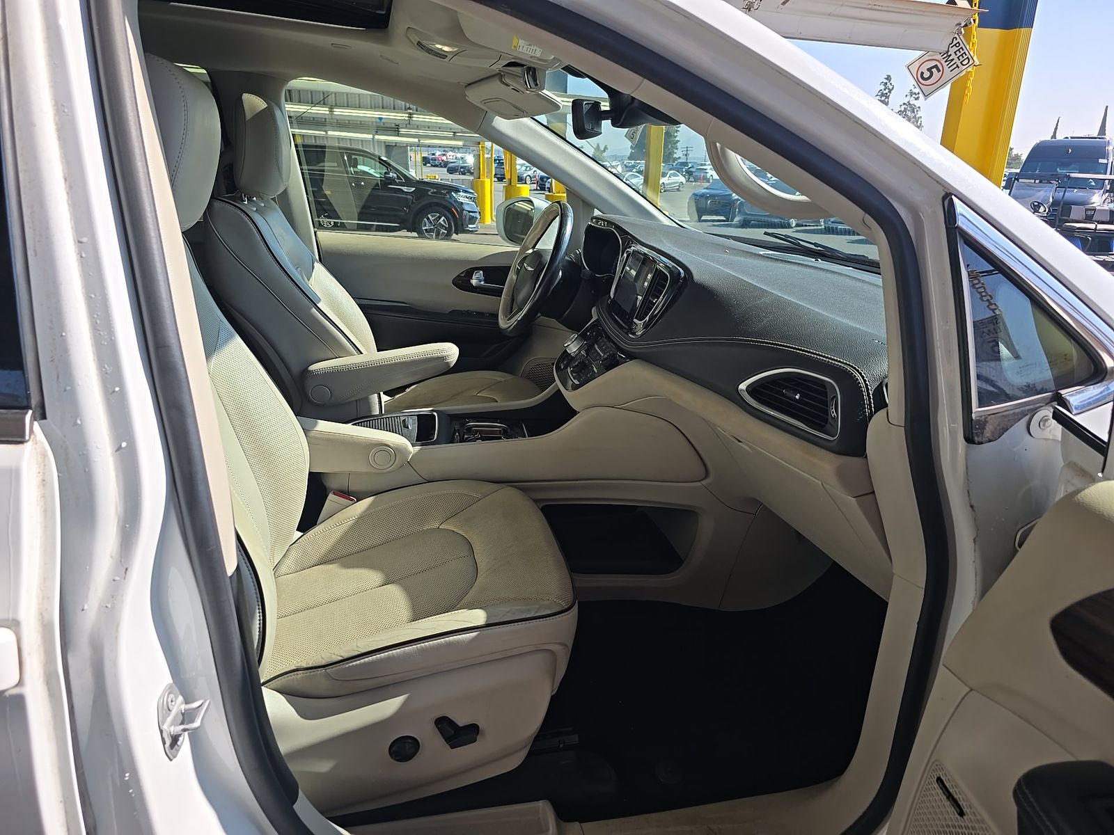 2021 Chrysler Pacifica Limited AWD