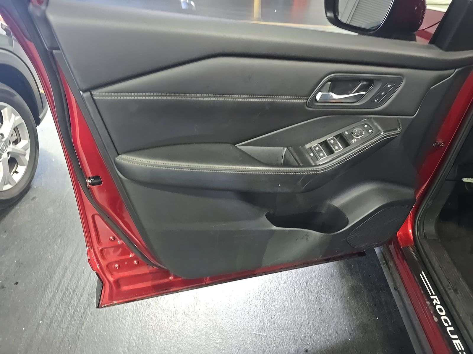 2024 Nissan Rogue SL FWD