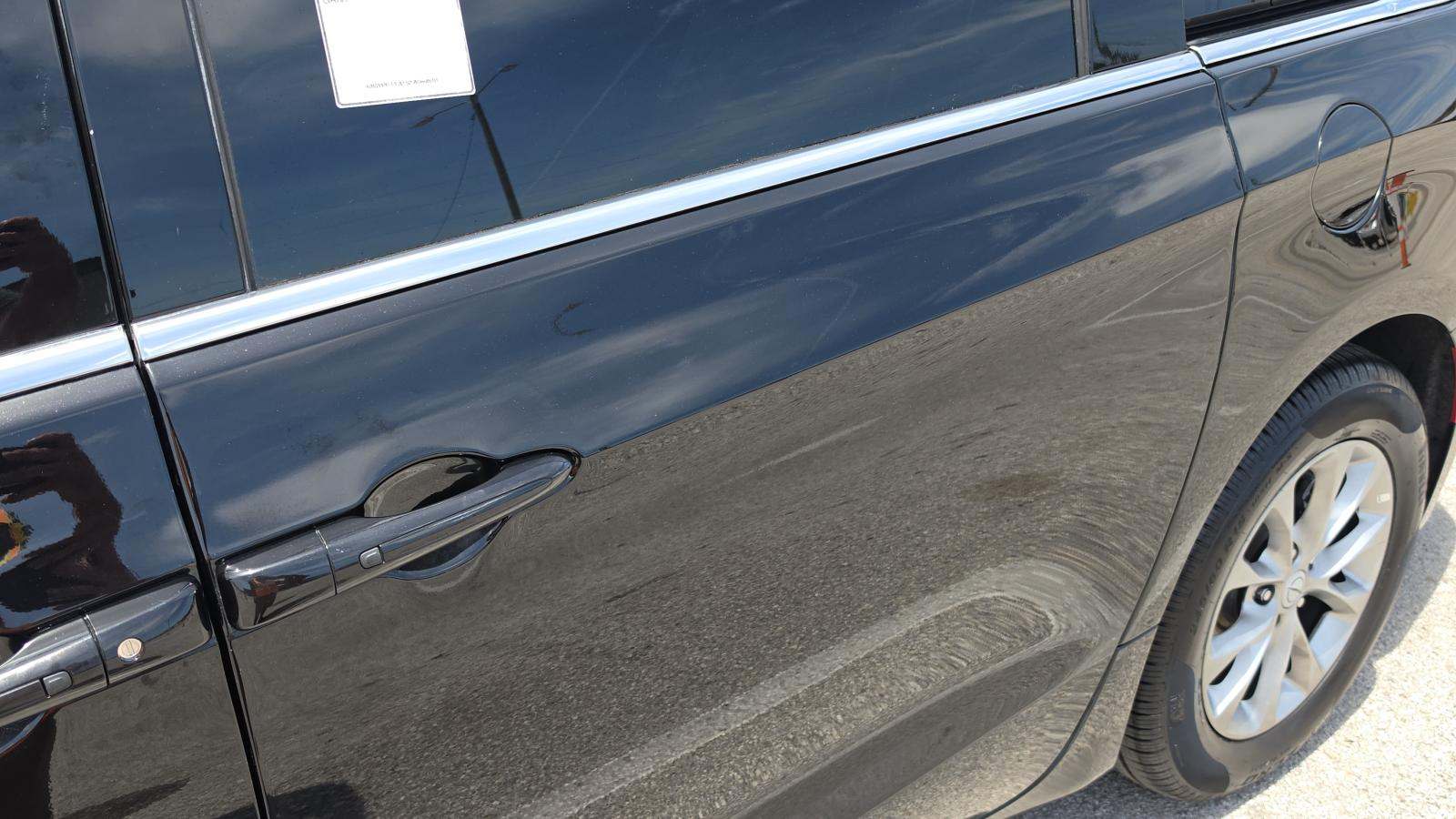 2026 Chrysler Pacifica Limited FWD