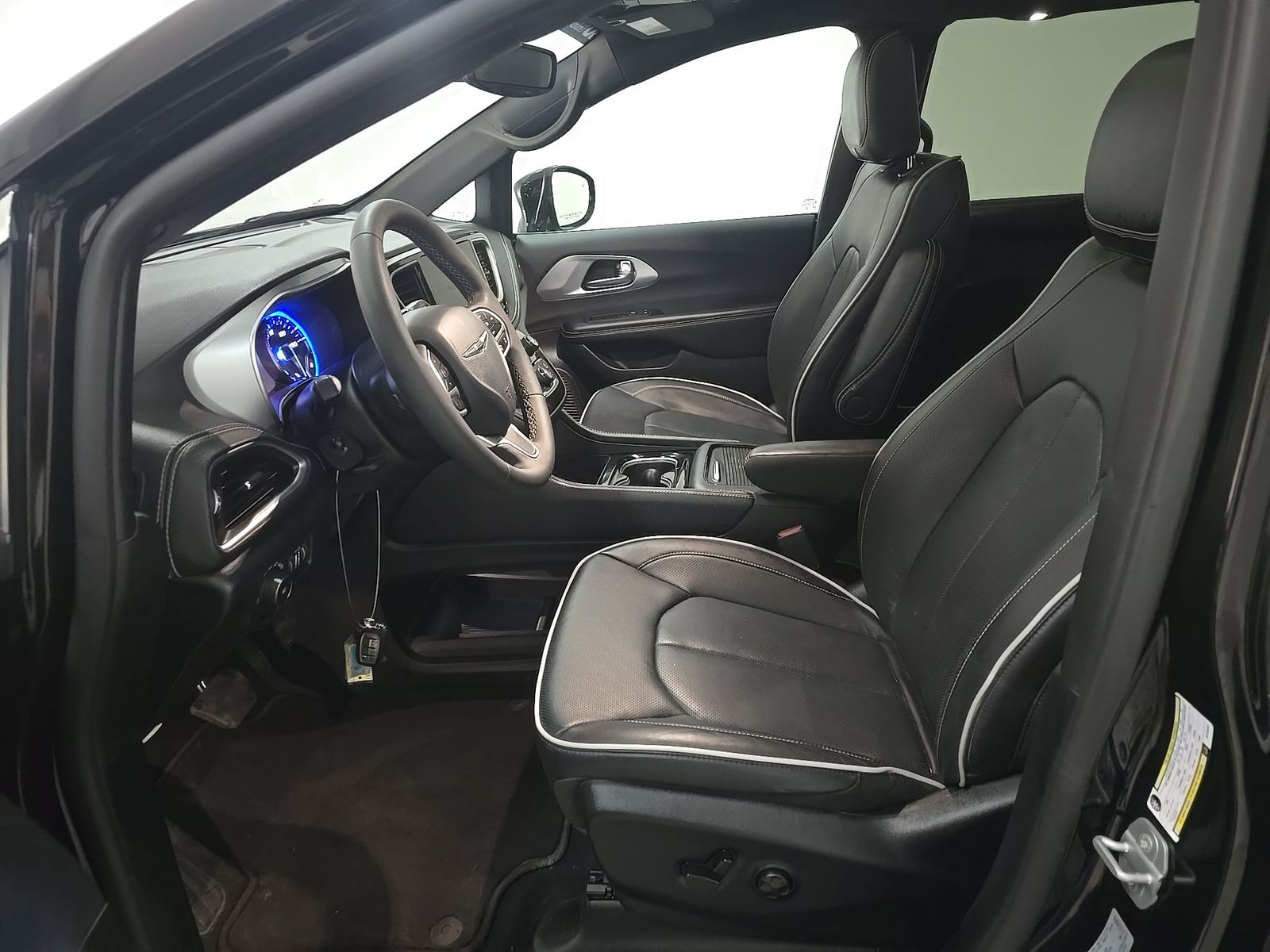 2026 Chrysler Pacifica Limited FWD
