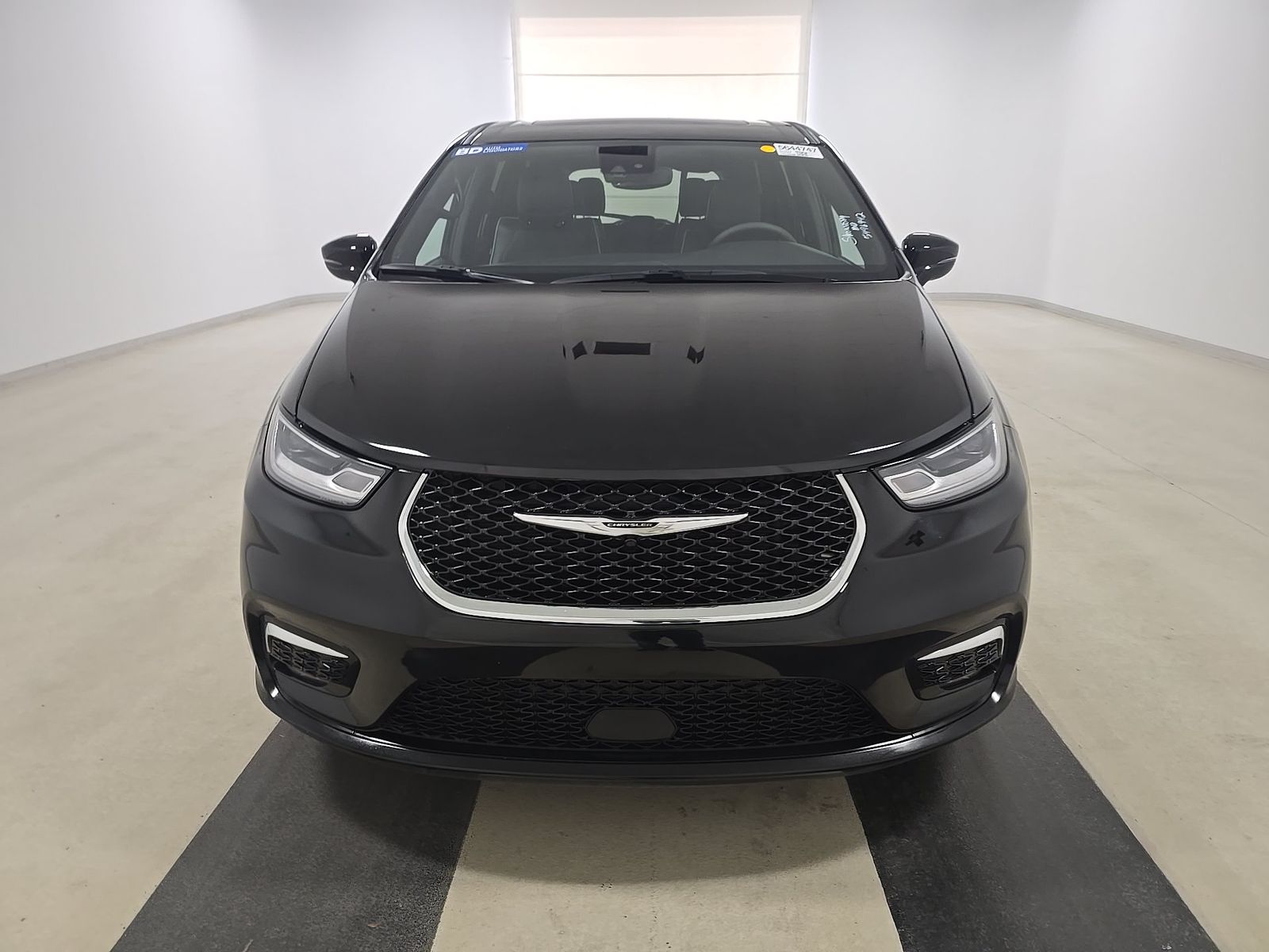 2026 Chrysler Pacifica Limited FWD