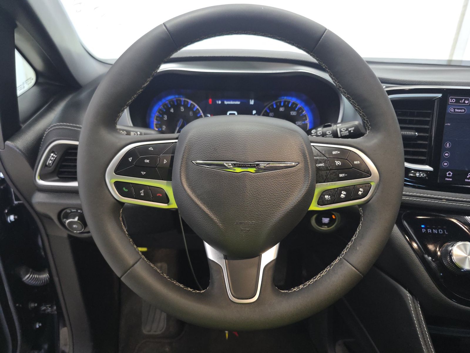 2026 Chrysler Pacifica Limited FWD