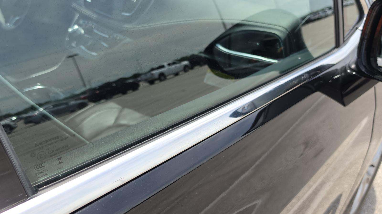 2026 Chrysler Pacifica Limited FWD