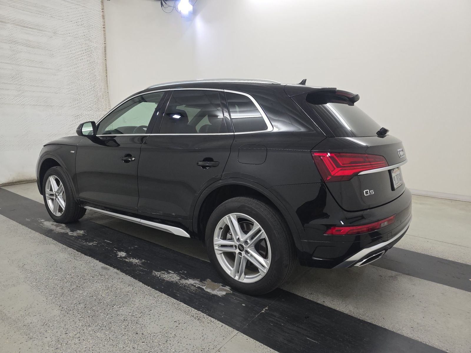 2024 Audi Q5 e Plug-In Hybrid S line Premium AWD