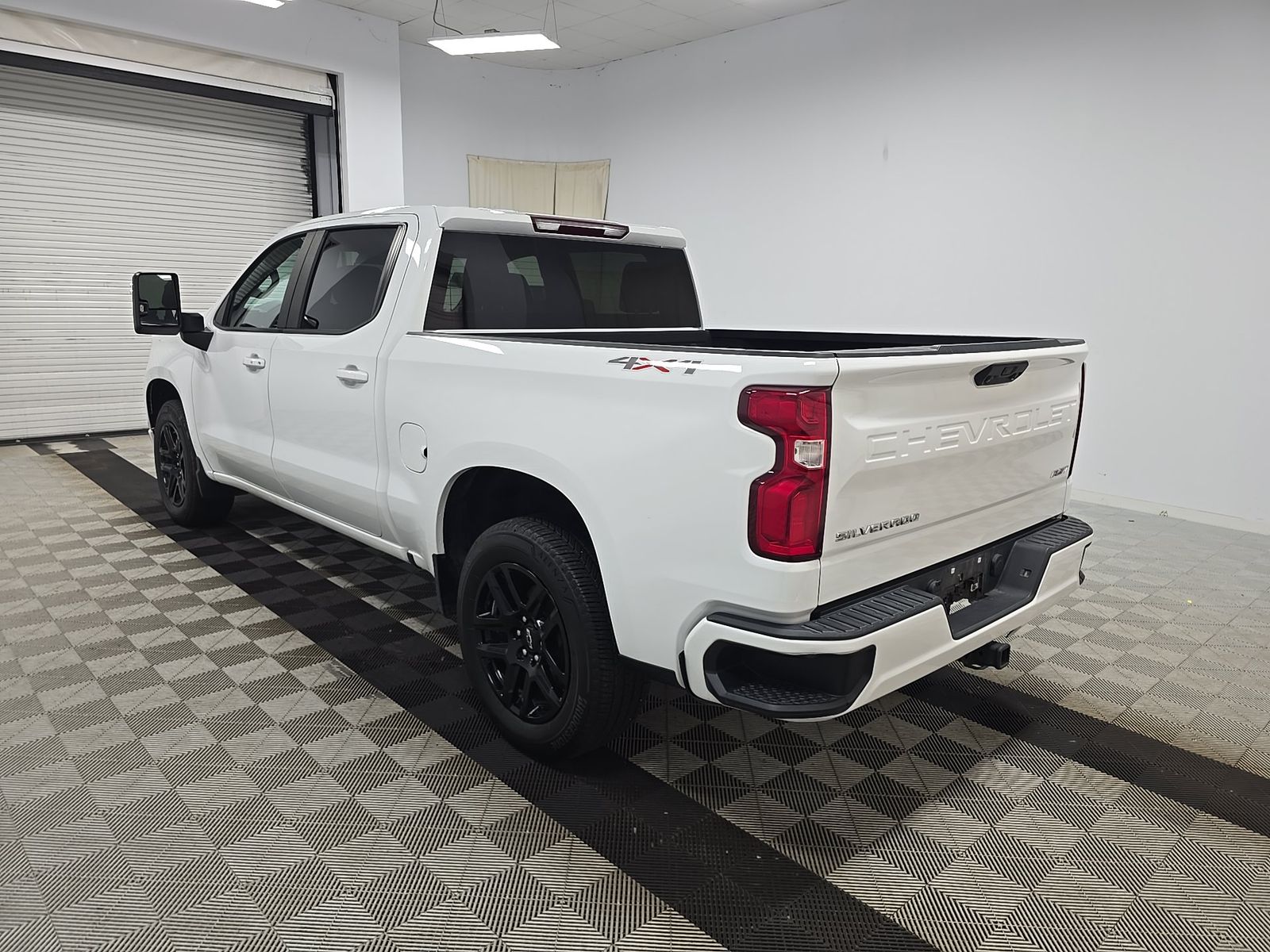 2023 Chevrolet Silverado 1500 RST AWD