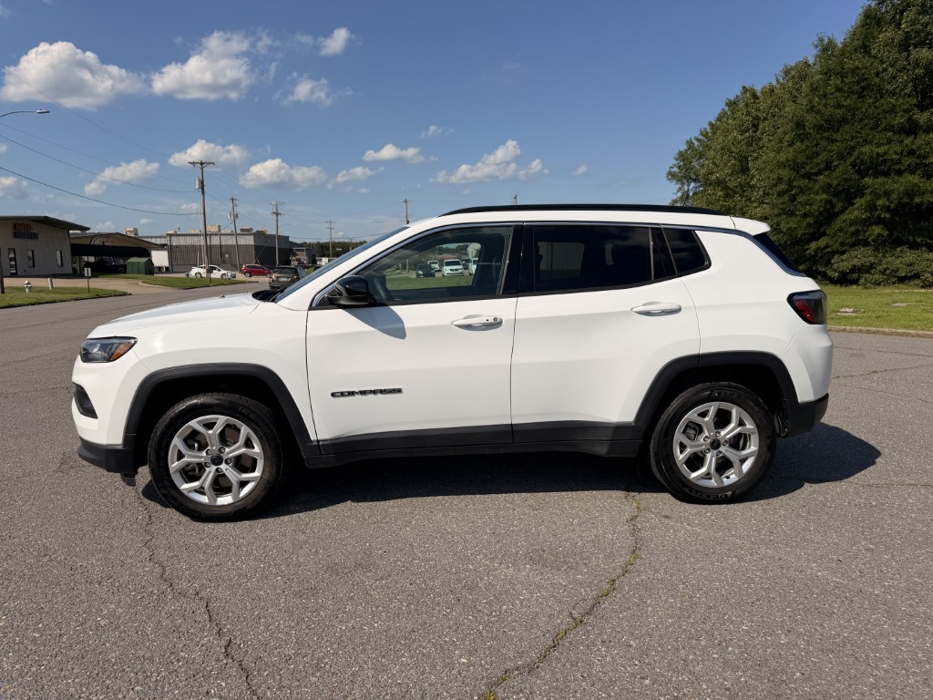 2025 Jeep Compass Latitude AWD