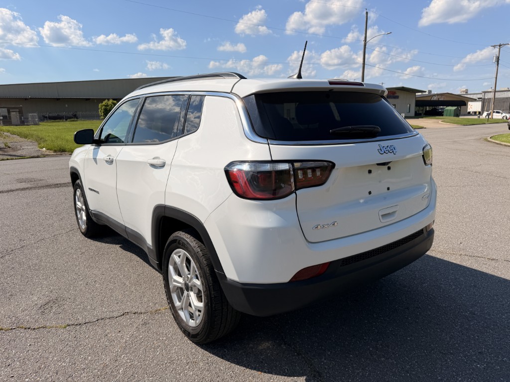 2025 Jeep Compass Latitude AWD