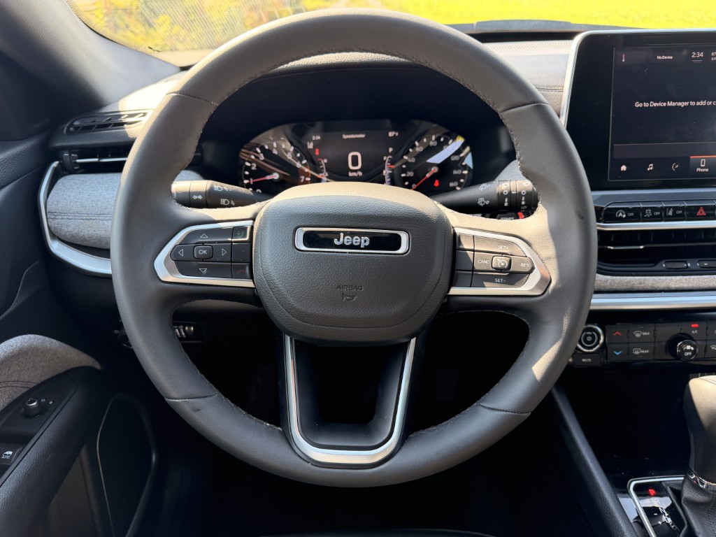 2025 Jeep Compass Latitude AWD