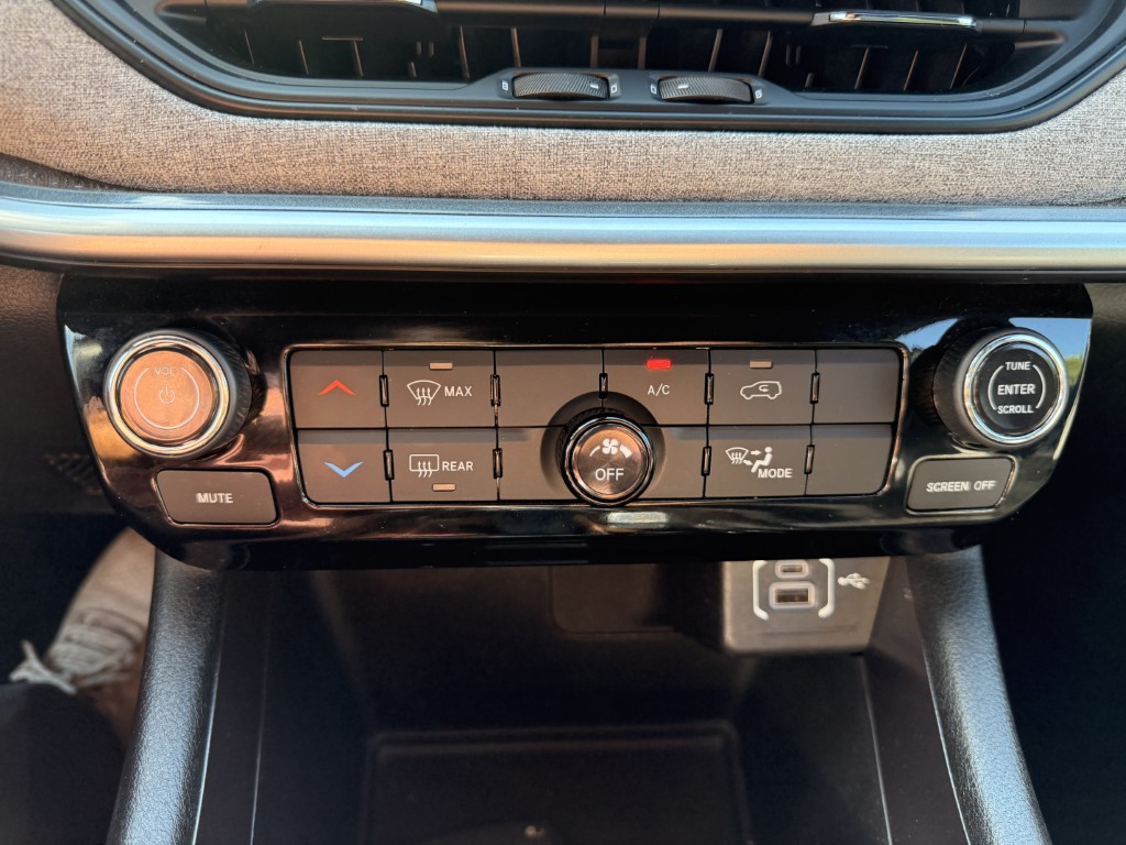 2025 Jeep Compass Latitude AWD