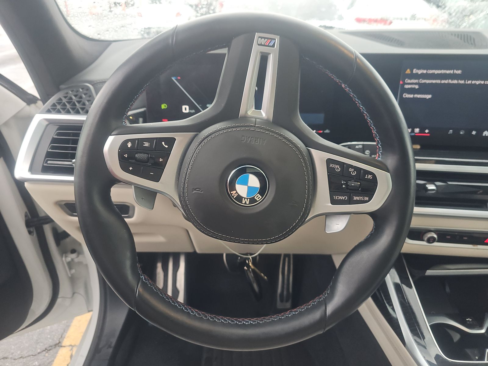 2025 BMW X7 M60i AWD