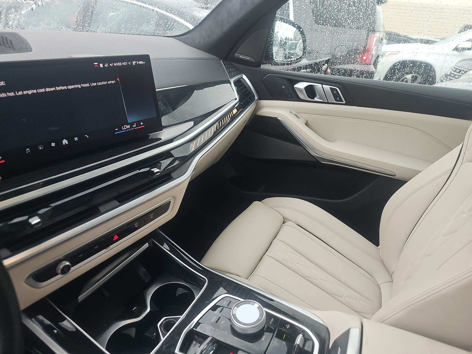 2025 BMW X7 M60i AWD