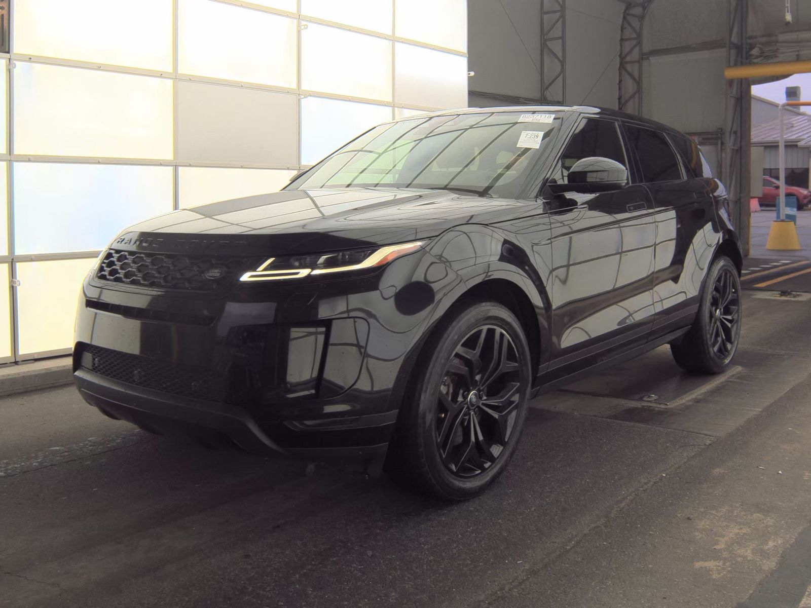 2022 Land Rover Range Rover Evoque SE AWD