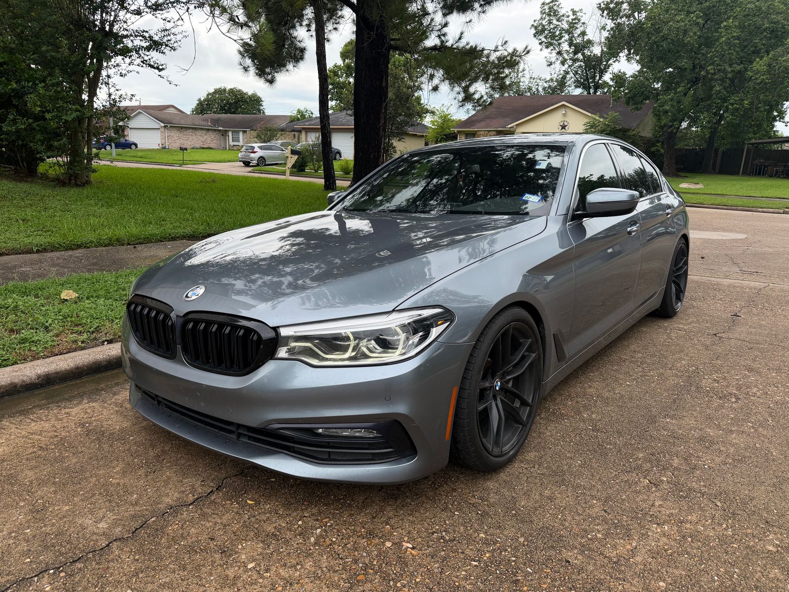 2017 BMW 5 Series 540i RWD