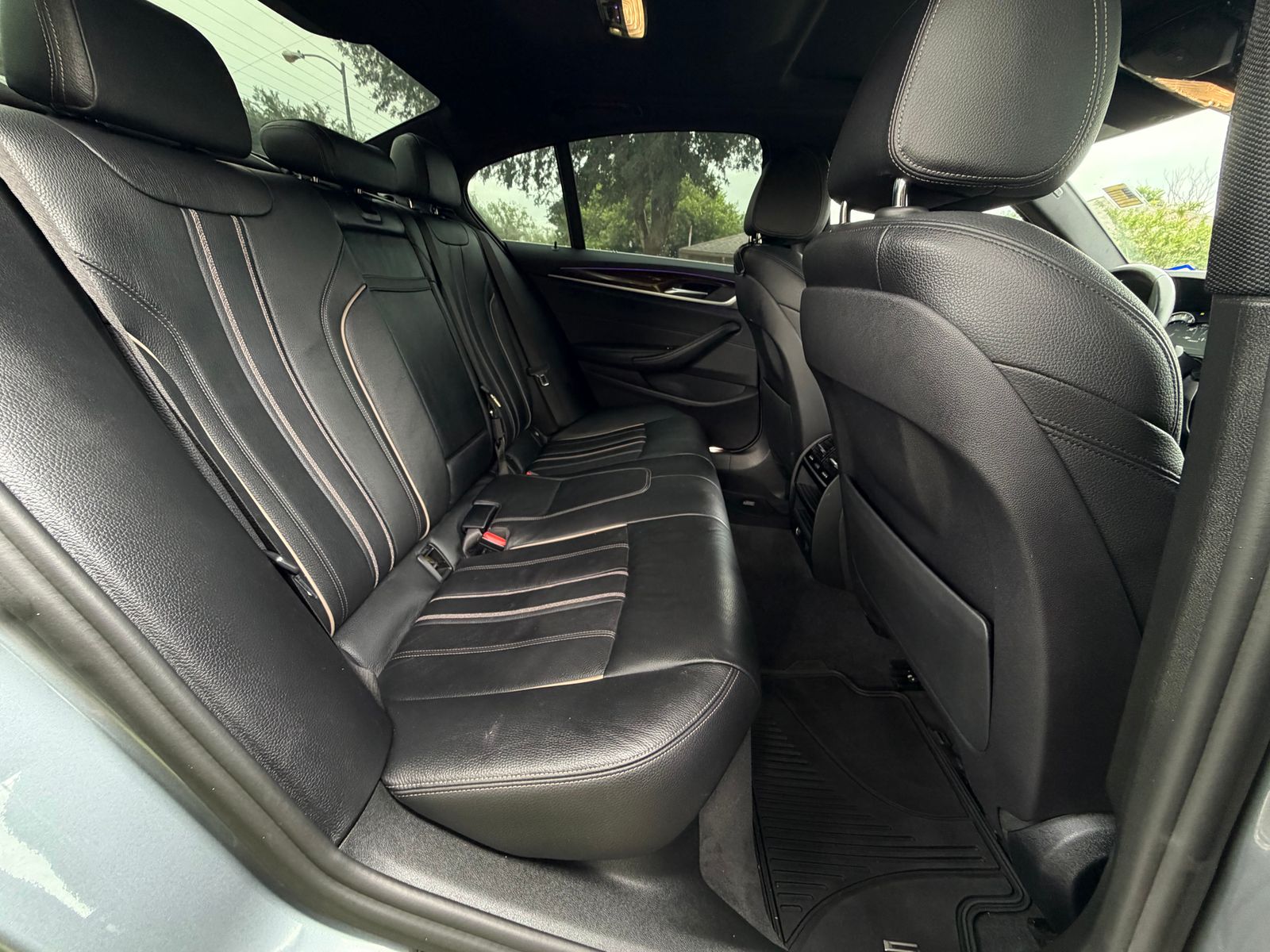 2017 BMW 5 Series 540i RWD
