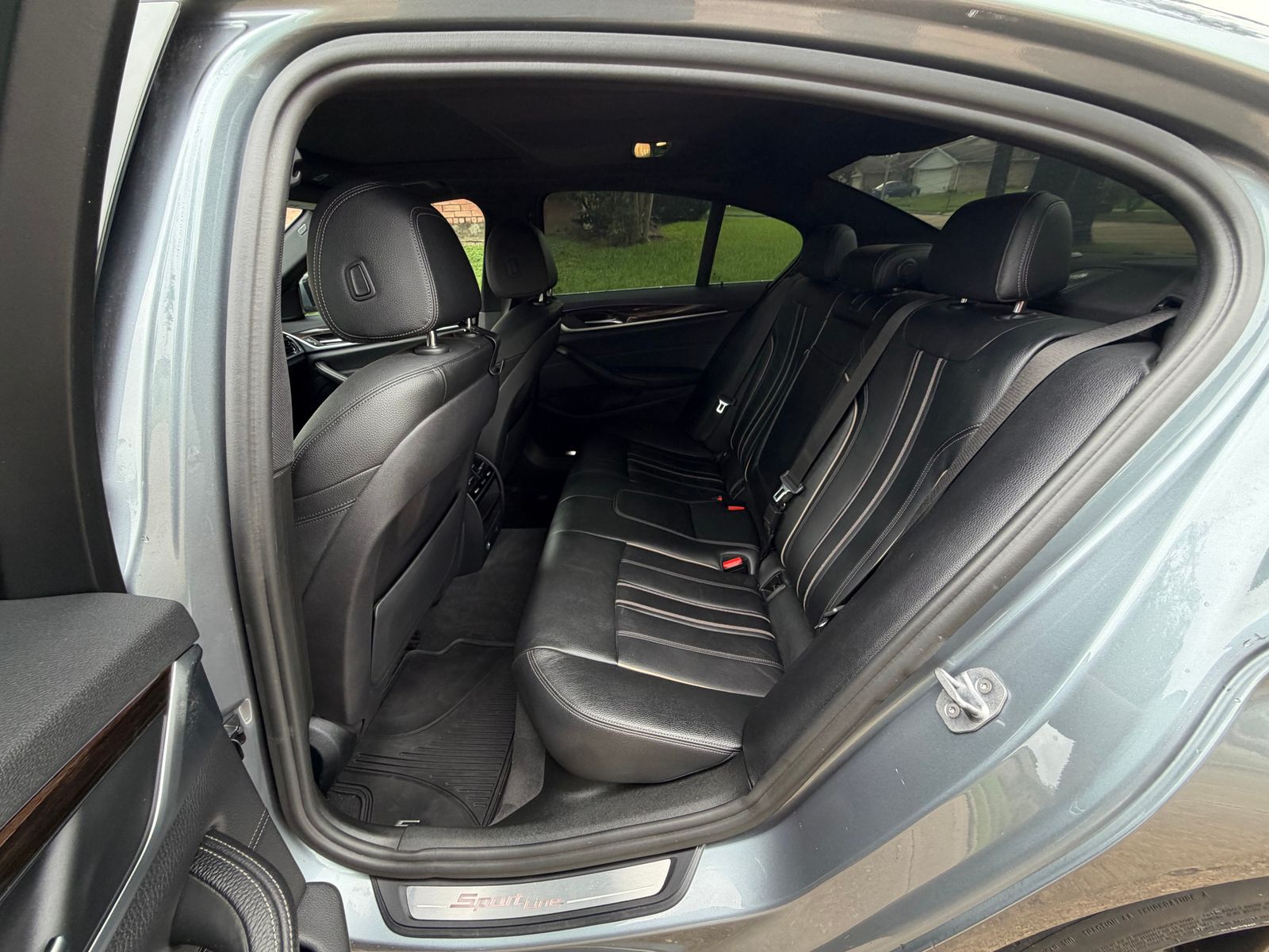2017 BMW 5 Series 540i RWD