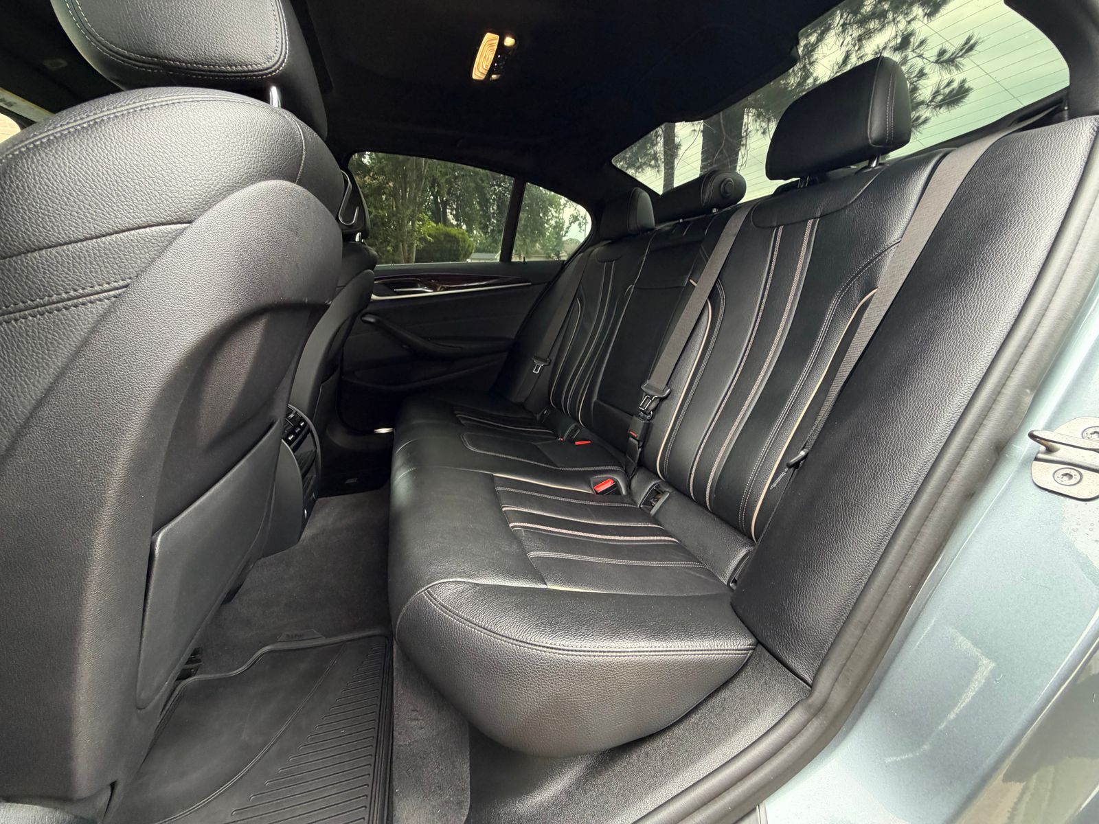 2017 BMW 5 Series 540i RWD
