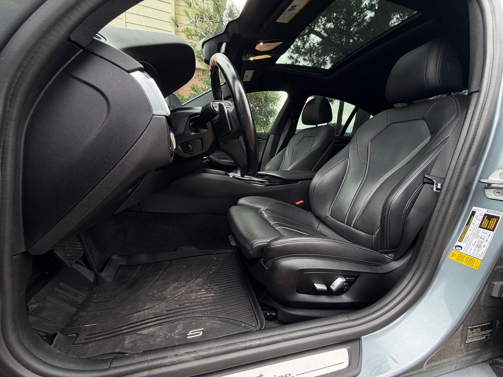 2017 BMW 5 Series 540i RWD