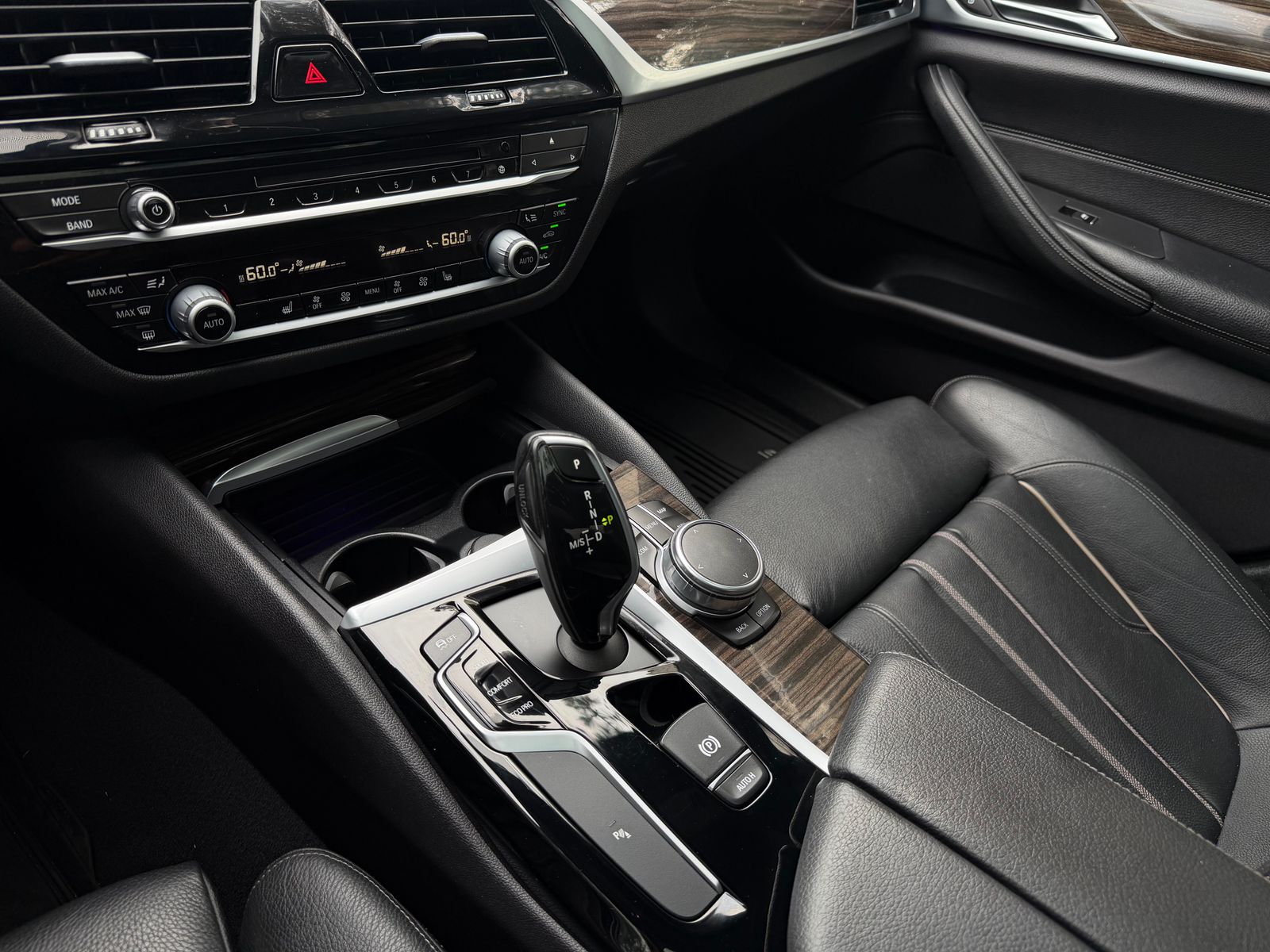 2017 BMW 5 Series 540i RWD