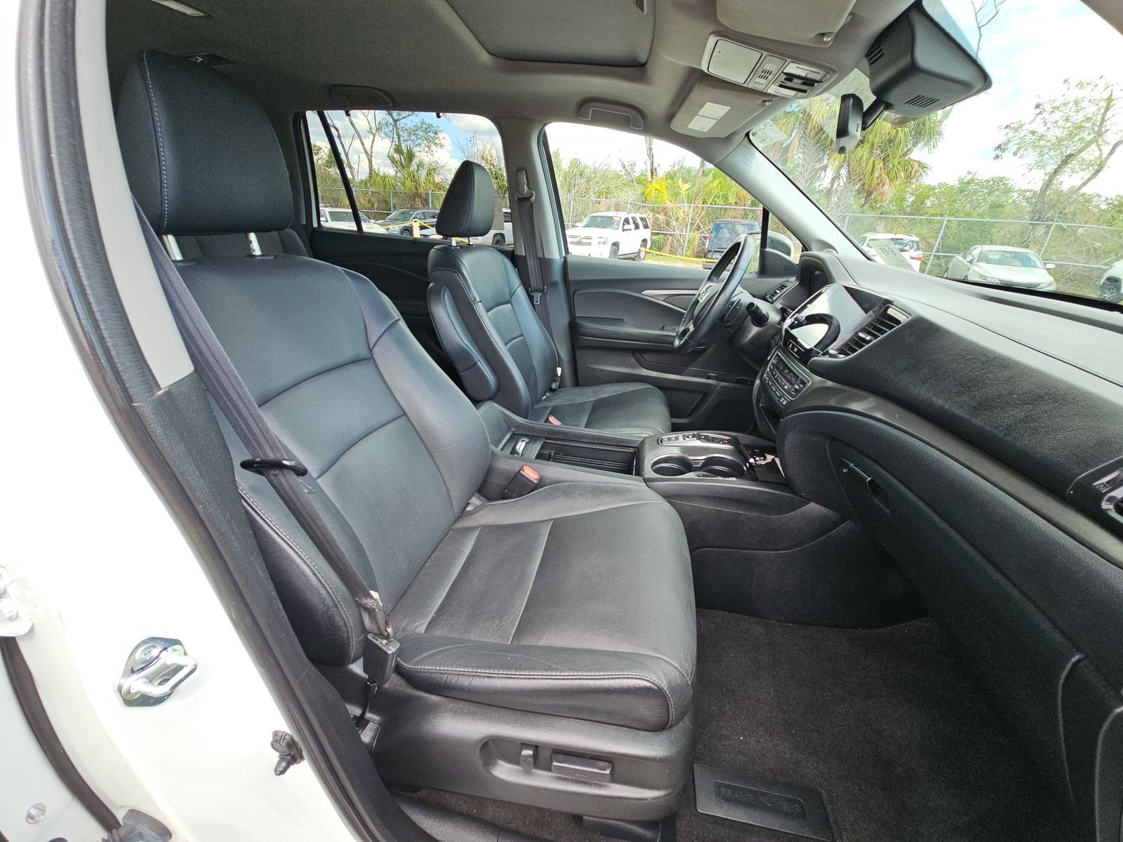 2022 Honda Pilot Special Edition FWD