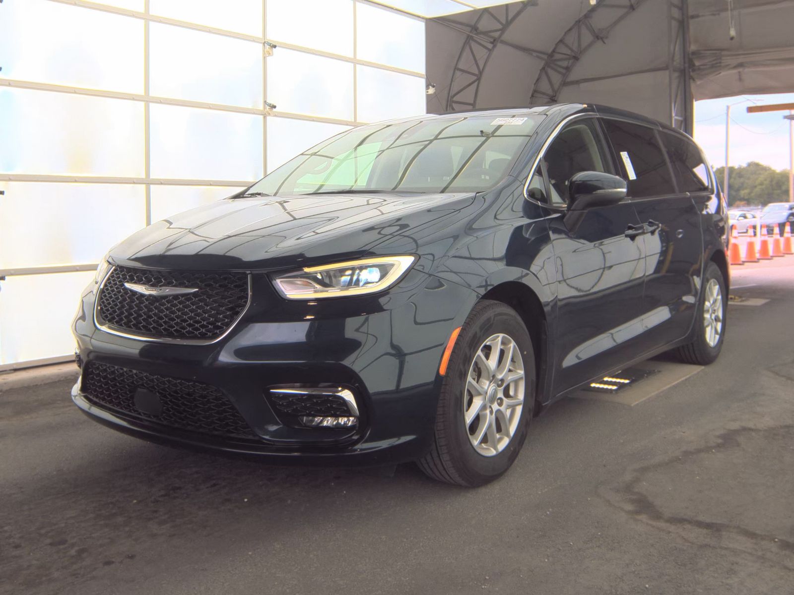 2023 Chrysler Pacifica Touring L FWD