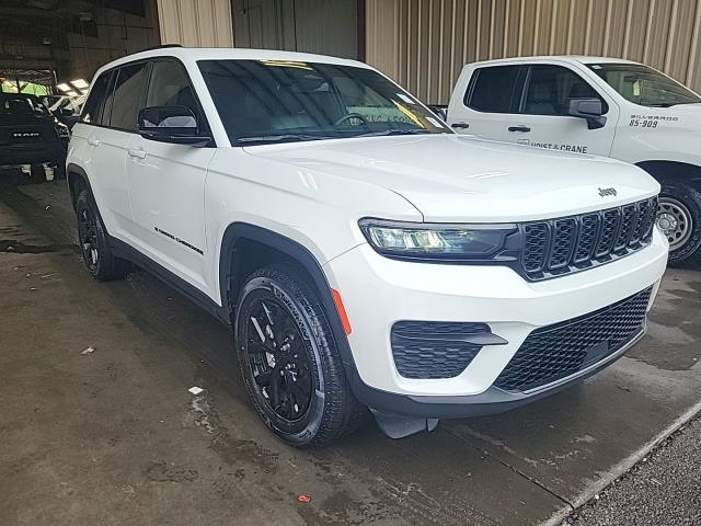 2024 Jeep Grand Cherokee Altitude RWD