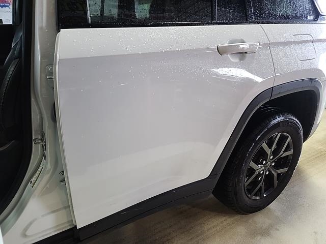 2024 Jeep Grand Cherokee Altitude RWD