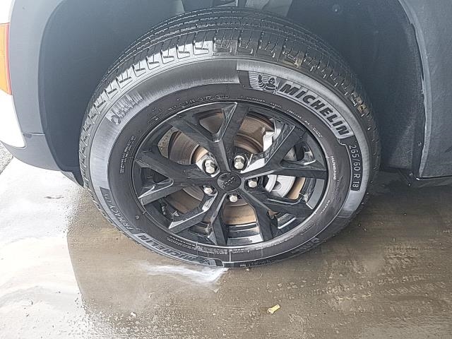 2024 Jeep Grand Cherokee Altitude RWD
