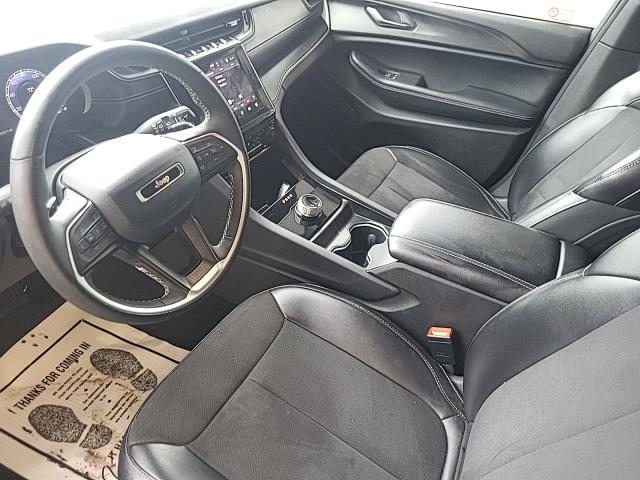 2024 Jeep Grand Cherokee Altitude RWD