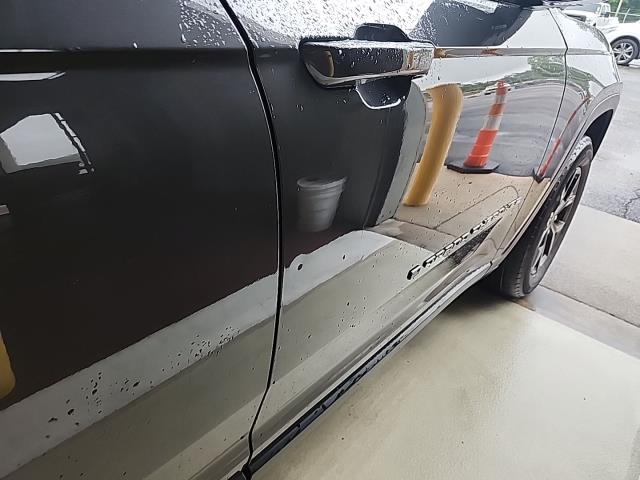2024 Jeep Grand Cherokee Altitude AWD