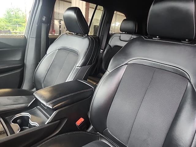 2024 Jeep Grand Cherokee Altitude AWD