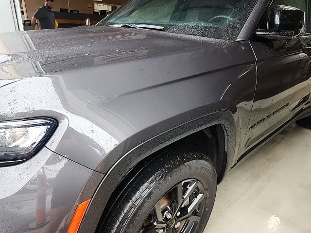 2024 Jeep Grand Cherokee Altitude AWD