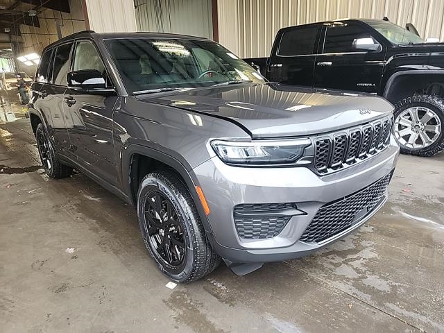 2024 Jeep Grand Cherokee Altitude AWD