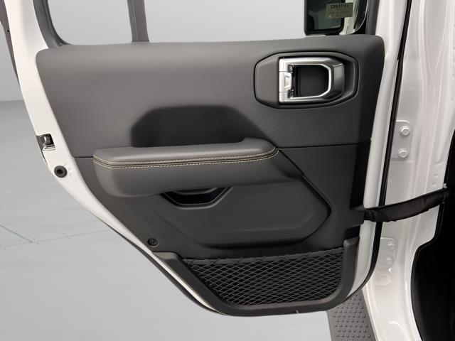 2025 Jeep Wrangler 4xe Sahara AWD