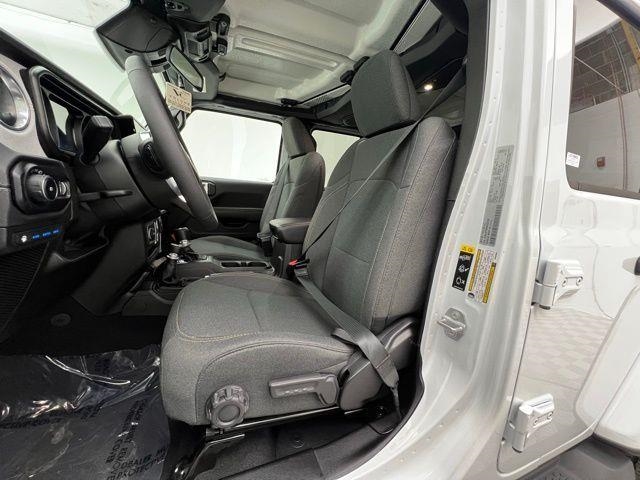 2025 Jeep Wrangler 4xe Sahara AWD