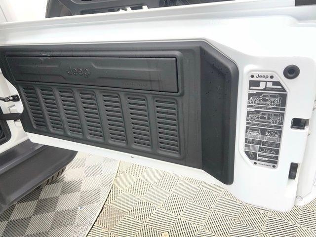 2025 Jeep Wrangler 4xe Sahara AWD