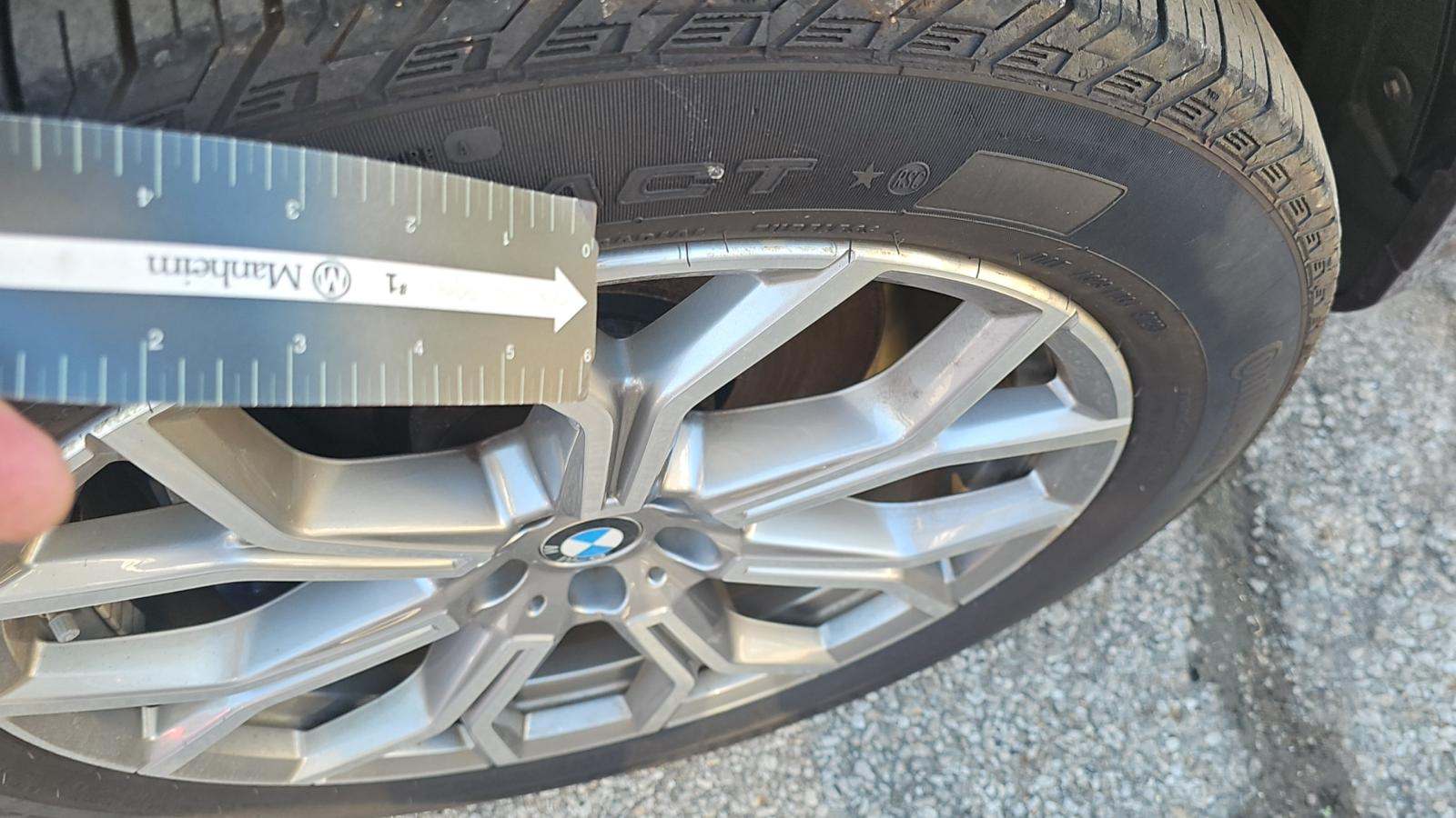 2022 BMW X7 xDrive40i AWD