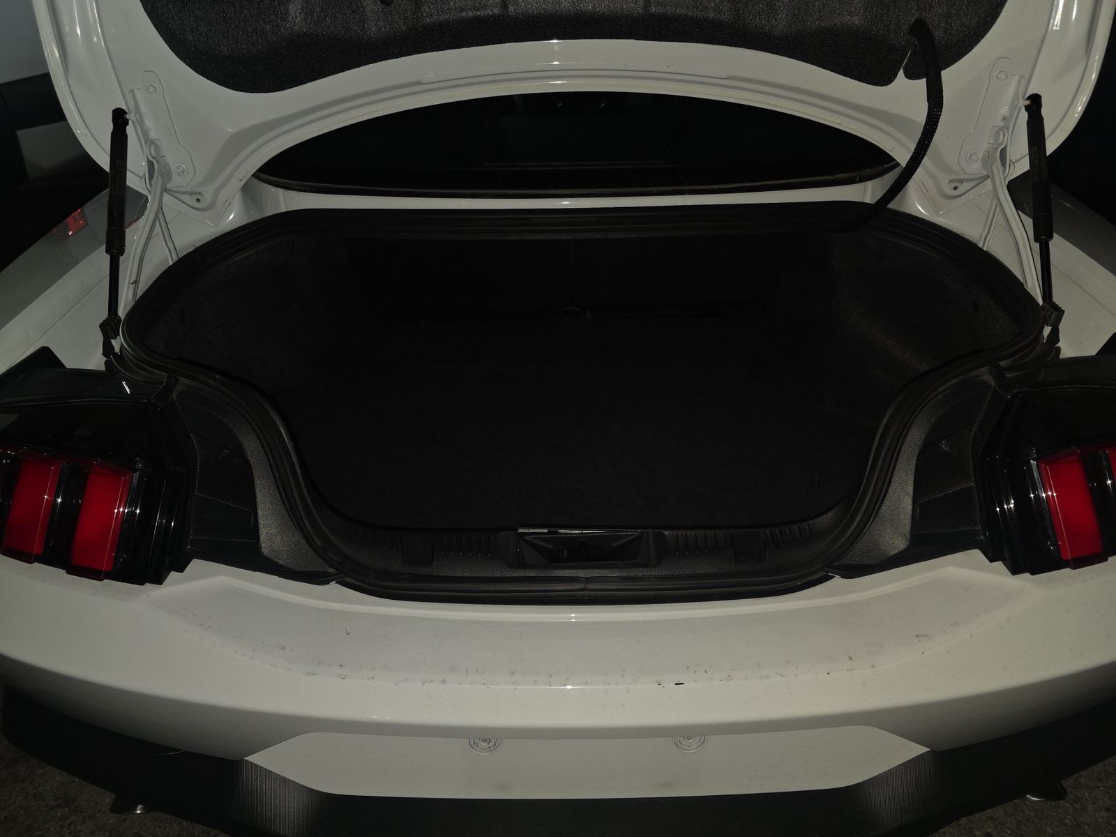 2025 Ford Mustang EcoBoost Premium RWD