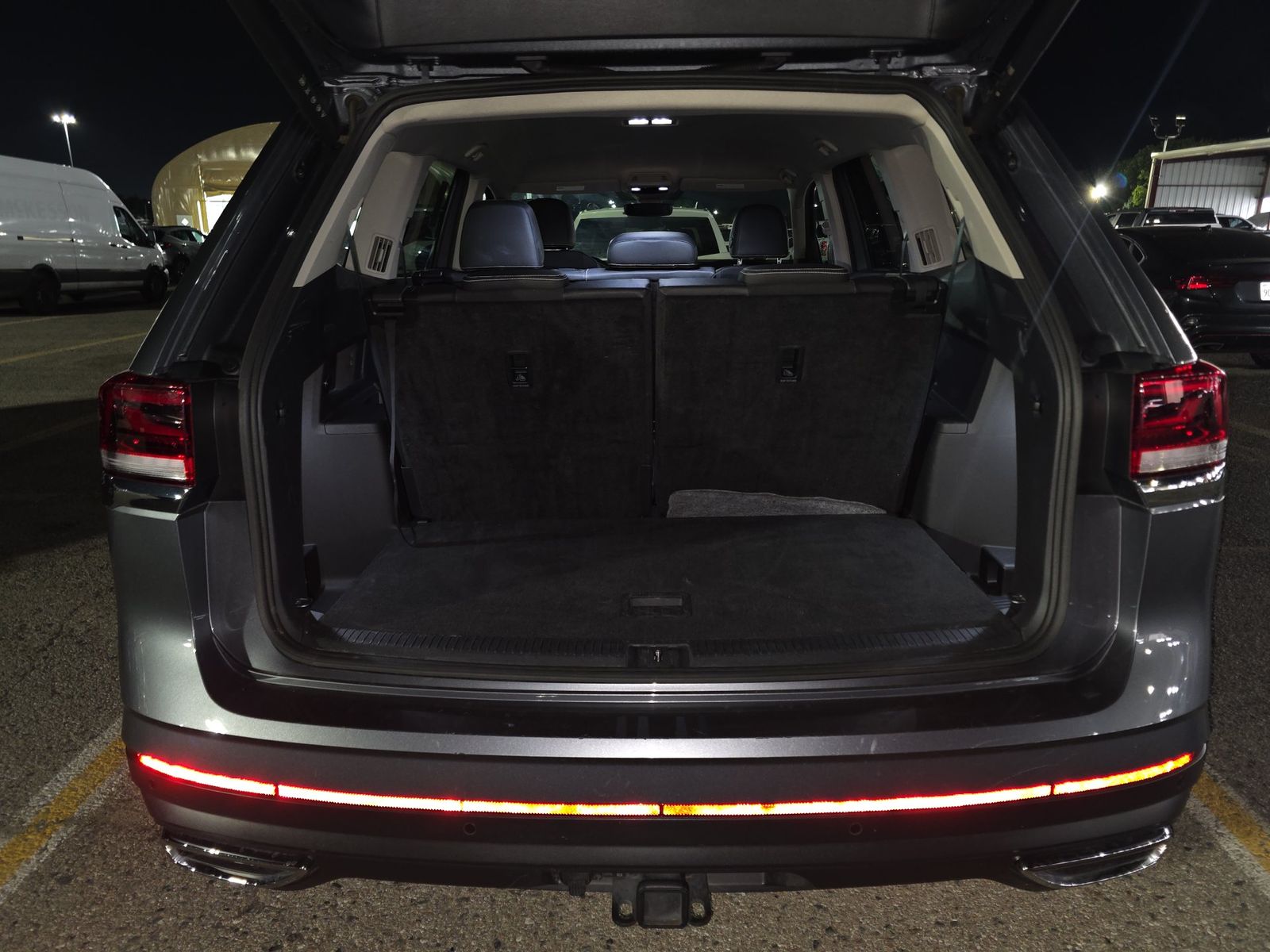 2025 Volkswagen Atlas 2.0T SE FWD