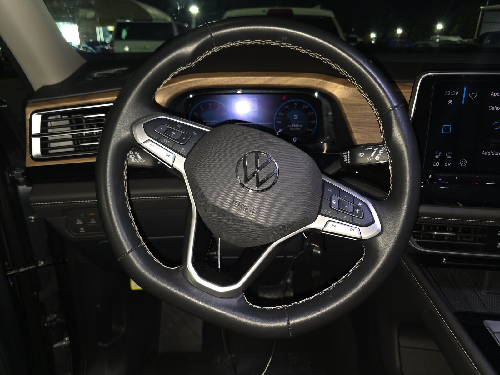 2025 Volkswagen Atlas 2.0T SE FWD