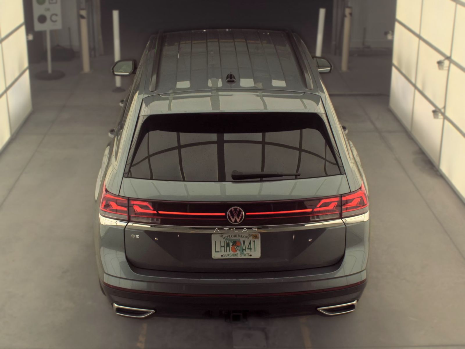2025 Volkswagen Atlas 2.0T SE FWD
