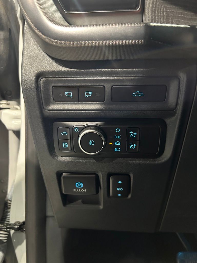2023 Ford F-150 Hybrid Platinum AWD