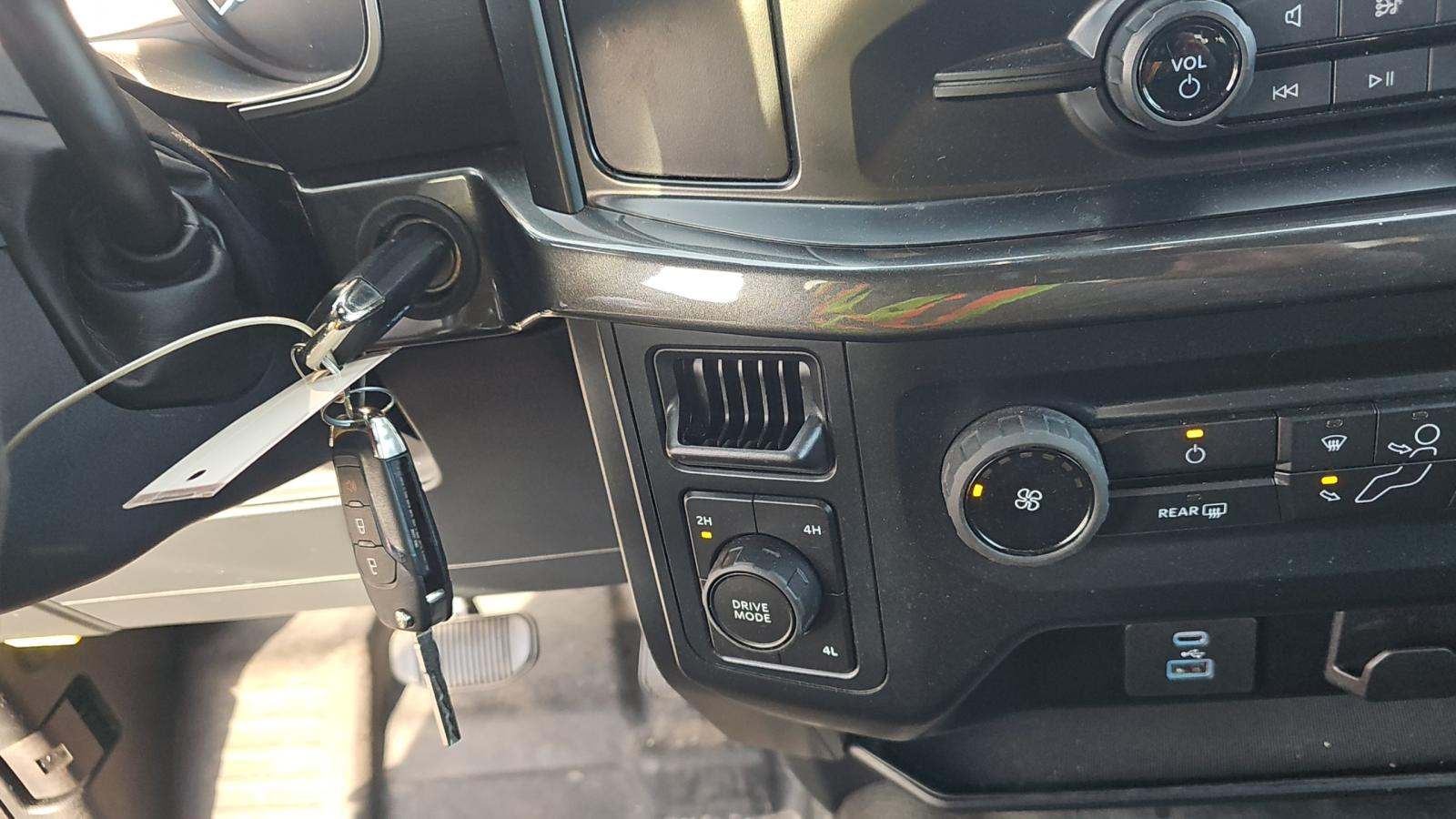 2023 Ford F-150 XL AWD