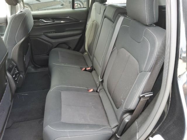2023 Jeep Grand Cherokee Laredo AWD